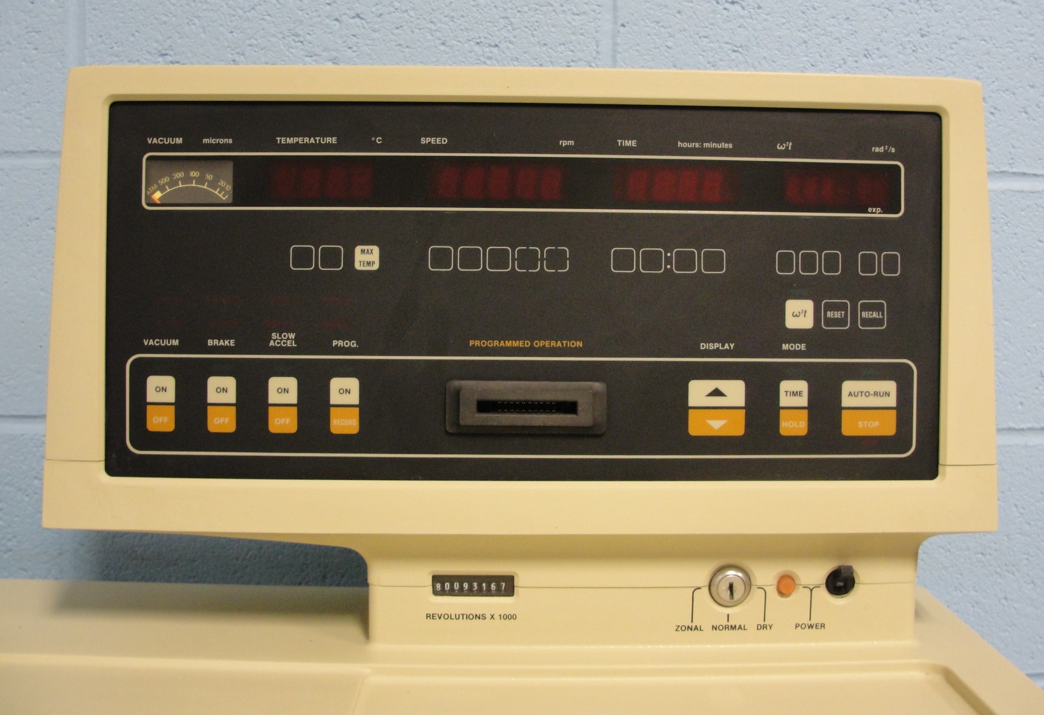 Beckman Coulter L870 Ultracentrifuge