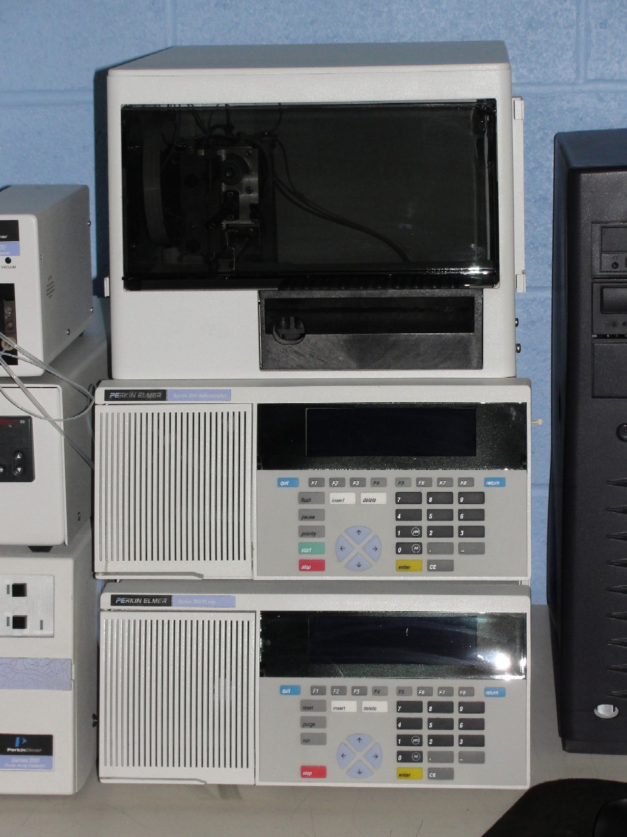 Refurbished Perkin Elmer Series 200 HPLC System