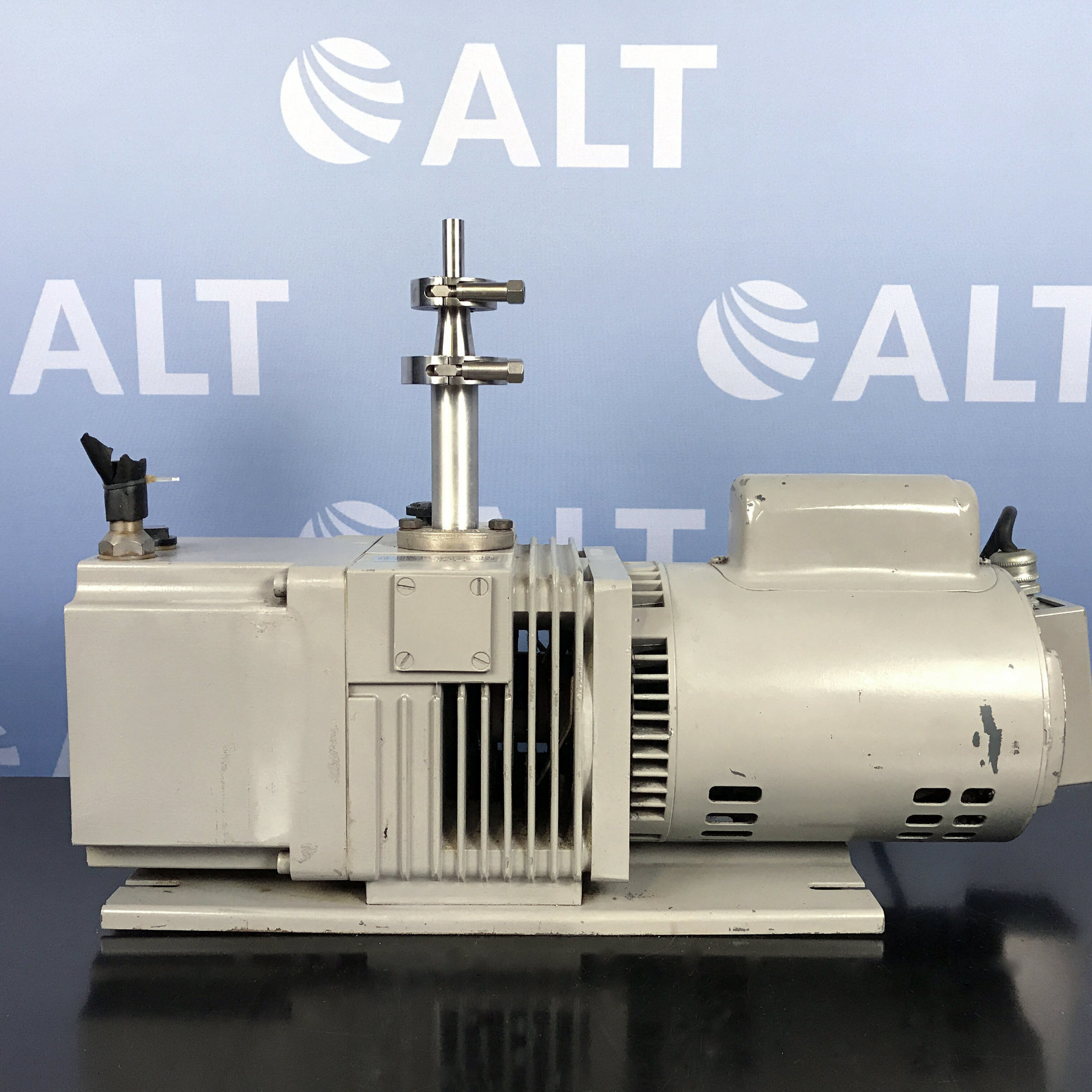 Used Lab Equipment - Edwards EDM6 High Vacuum Pump 7