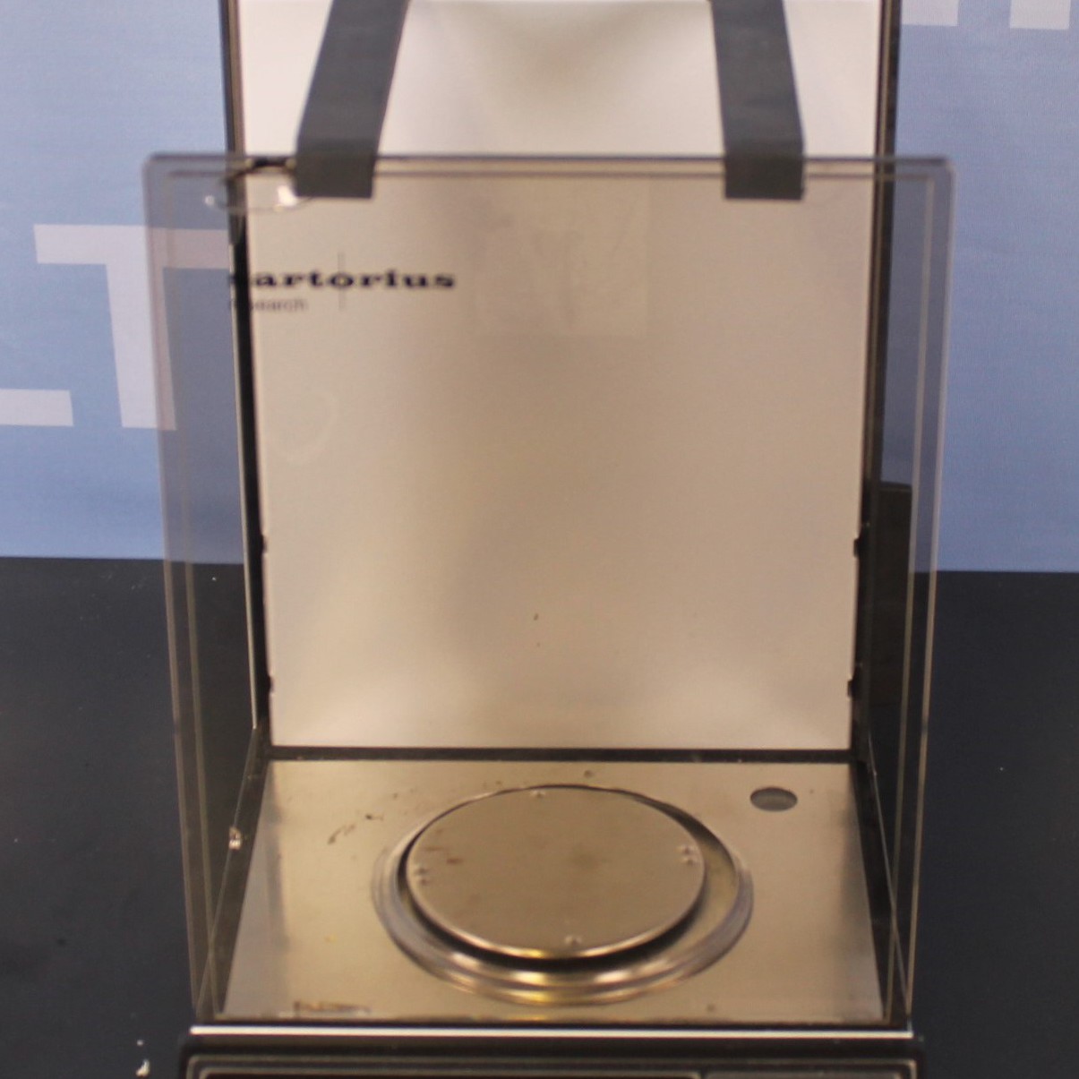 ALT ITEM: 25230 | R 160 P Electronic Semi-Microbalance