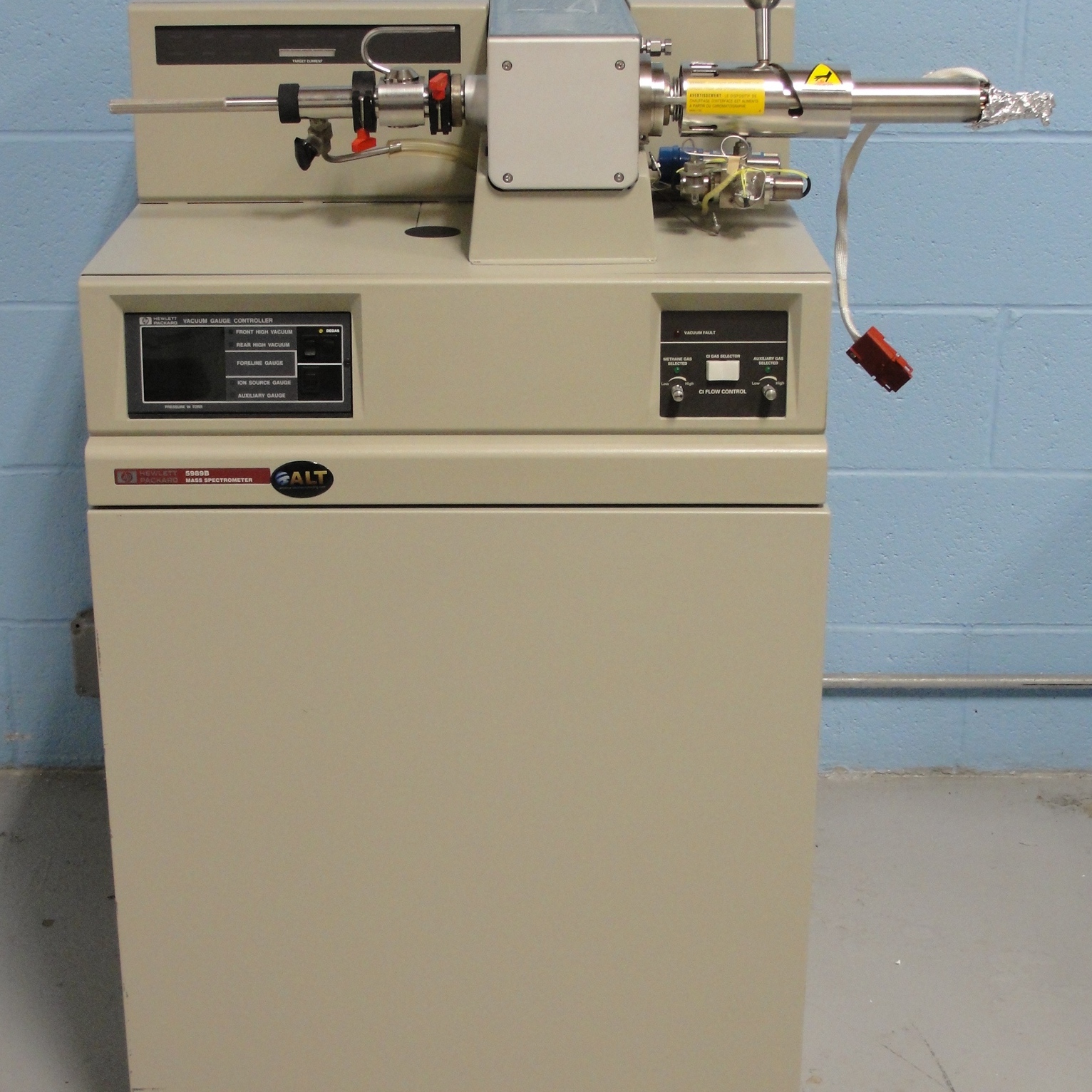 HP-5989B-Mass-Spectrometer.JPG