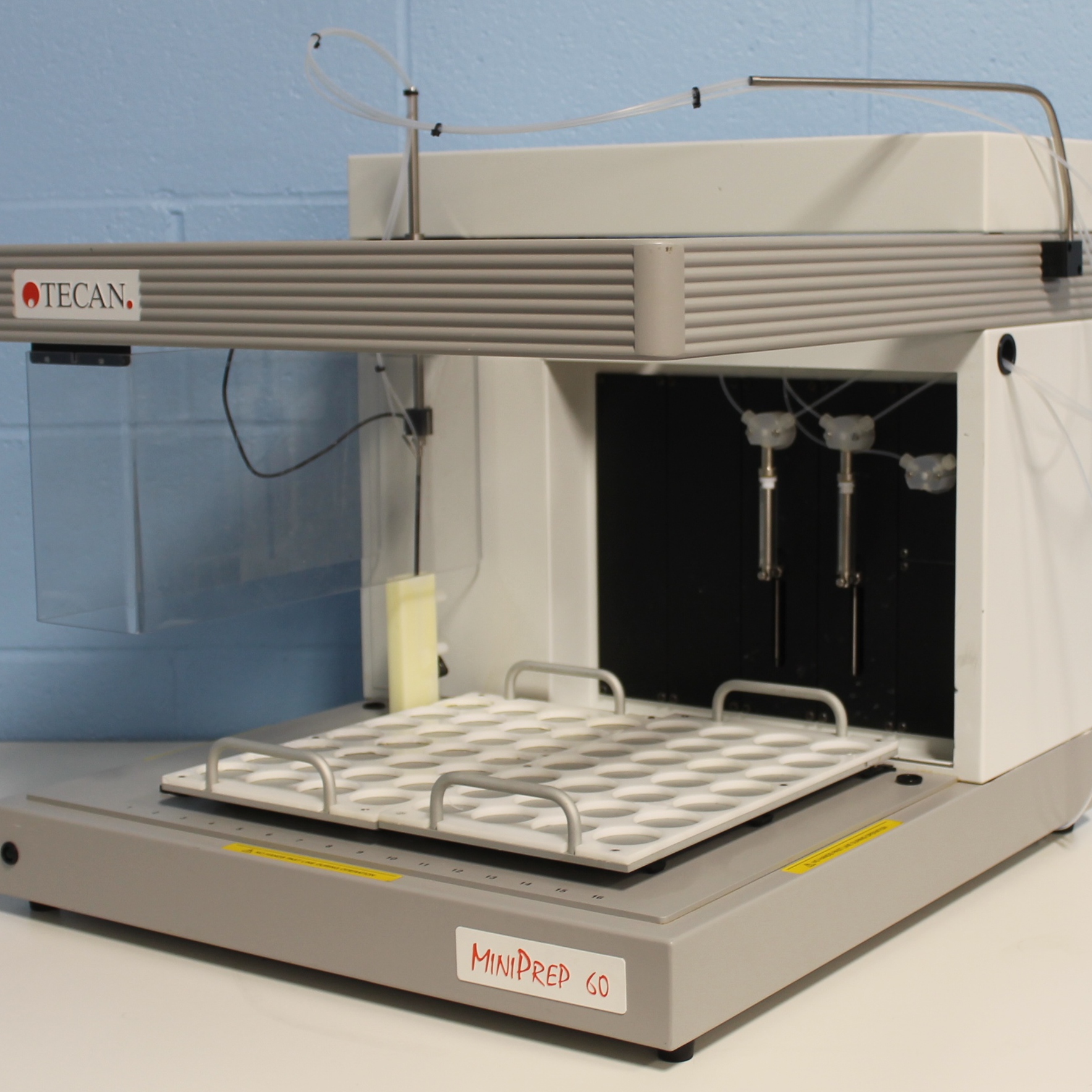 ALT ITEM: 22637 | MiniPrep MiniPrep 60 Robotic Liquid Handler