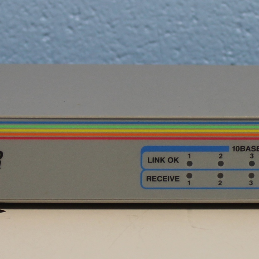 Used Lab Equipment - Centre Com Multi-port Micro Hub 23